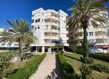 Furnished two bedroom apartment a stone&#39;s throw from the sea, Oba, Alanya, 110 m2 ID-12292 фото-1