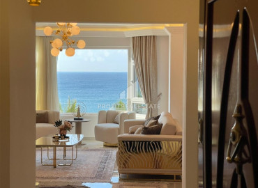 Designer two bedroom apartment with a sea view, in a residence on the first coastline, Tosmur, Alanya ID-12303 фото-9