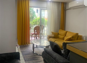 Gasified two bedroom apartment in a residential residence with a swimming pool, Muratpasa, Antalya, 80 m2 ID-12315 фото-2