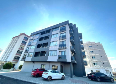 Новая квартира с двумя спальнями, 100м², в малоквартирном газифицированном комплексе в Енишехир, Мерсин ID-12323 фото-1