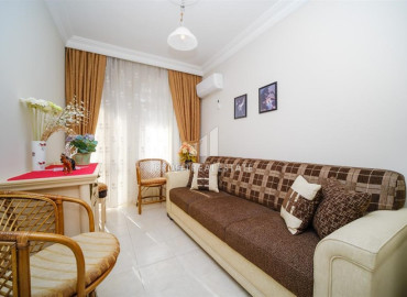 Furnished two bedroom apartment in a house with a pool, Alanya center, 100 m2 ID-12368 фото-8