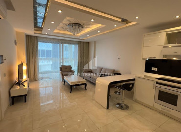 Меблированная квартира 1+1, на первой береговой линии, с застекленным балконом и теплыми полами, в центре  Махмутлара, Аланья ID-12391 фото-4