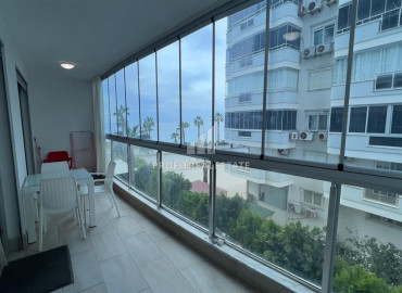 Меблированная квартира 1+1, на первой береговой линии, с застекленным балконом и теплыми полами, в центре  Махмутлара, Аланья ID-12391 фото-9