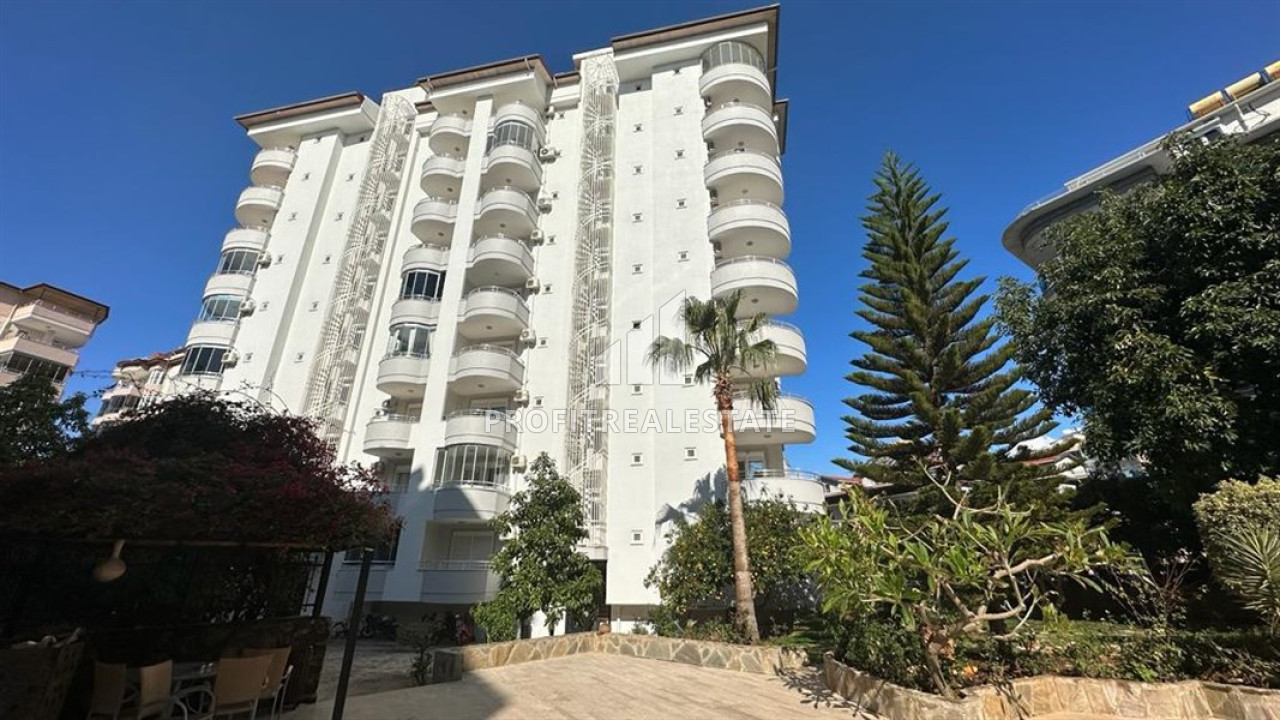 Меблированная трехкомнатная квартира 110 м2, с джакузи, застекленным балконом, в 400 метрах от пляжа, Тосмур, Аланья ID-12393 фото-1