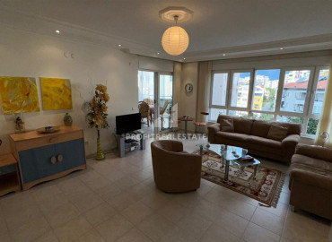 Меблированная трехкомнатная квартира 110 м2, с джакузи, застекленным балконом, в 400 метрах от пляжа, Тосмур, Аланья ID-12393 фото-11