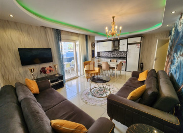 Фешенебельная трехкомнатная квартира с авторским интерьером и застекленным балконом в Махмутларе, Аланья ID-12394 фото-5