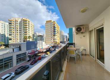 Фешенебельная трехкомнатная квартира с авторским интерьером и застекленным балконом в Махмутларе, Аланья ID-12394 фото-8