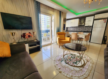 Фешенебельная трехкомнатная квартира с авторским интерьером и застекленным балконом в Махмутларе, Аланья ID-12394 фото-11