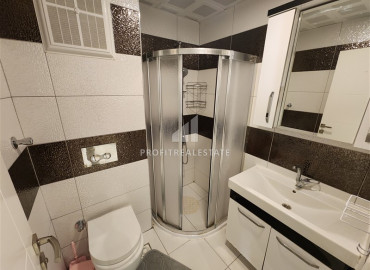 Фешенебельная трехкомнатная квартира с авторским интерьером и застекленным балконом в Махмутларе, Аланья ID-12394 фото-12