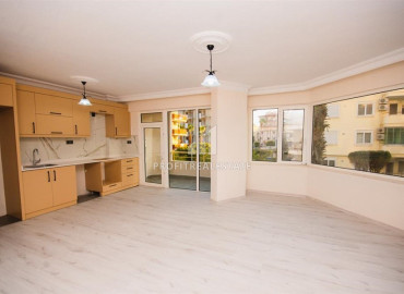 Трехкомнатная квартира 100 м2, без мебели, с кухонным гарнитуром, в 450 метрах от моря в центре Аланьи ID-12395 фото-4