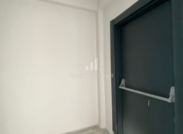 Трехкомнатная квартира, 110м², в газифицированном комплексе на этапе ввода в эксплуатацию в Тедже, Мерсин ID-12435 фото-20