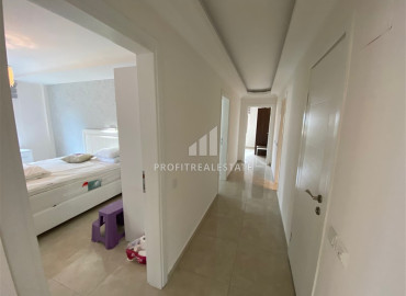 Apartment with four bedrooms and furniture, 100 meters from the center of Oba, Alanya, 220 m2 ID-12457 фото-9