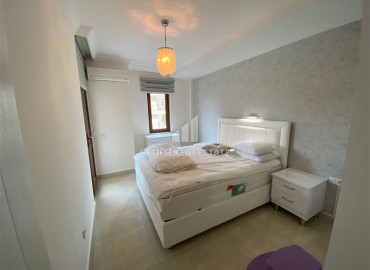 Apartment with four bedrooms and furniture, 100 meters from the center of Oba, Alanya, 220 m2 ID-12457 фото-13