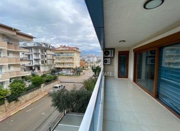 Apartment with four bedrooms and furniture, 100 meters from the center of Oba, Alanya, 220 m2 ID-12457 фото-15