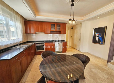 Affordable furnished three-bedroom penthouse with jacuzzi and panoramic sea views in the center of Alanya ID-12469 фото-7