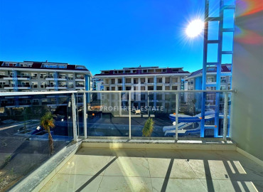 Двухкомнатная квартира 50 м2 в новостройке, с чистовой отделкой, сантехникой, без мебели, в 300 метрах от моря в Кестеле, Аланья ID-12537 фото-7