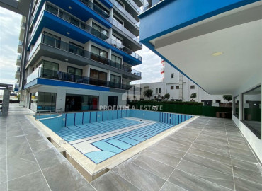 Two bedroom apartment, ready to move in, on the first coastline, Mahmutlar, Alanya, 73 m2 ID-12561 фото-13