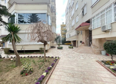 Furnished three bedroom apartment with a separate kitchen, 300 meters from the center of Alanya, 135 m2 ID-12579 фото-1