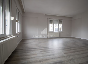 Three bedroom apartment with heating, in Lara, Antalya, 160 m2 ID-12581 фото-6