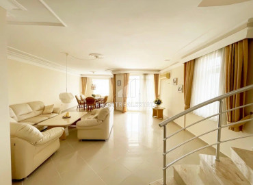 Большая элегантная двухуровневая квартира 250 м2, с тремя спальнями и панорамным видом на море, в Аланье ID-12641 фото-7