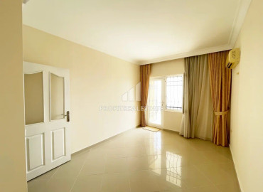 Большая элегантная двухуровневая квартира 250 м2, с тремя спальнями и панорамным видом на море, в Аланье ID-12641 фото-19