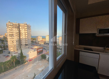 Меблированные апартаменты с двумя спальнями, 115м², с видом на море и горы в центре Мезитли, Мерсин ID-12684 фото-5