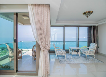 Large view duplex 4 + 1 20 meters from the sea, Yesilbahce, Lara, Antalya, 400 m2 ID-12756 фото-5