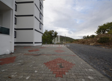 Бюджетная двухкомнатная квартира, 52м², в доме городского типа в 1750м от моря в районе Газипаша, Алания ID-12767 фото-20