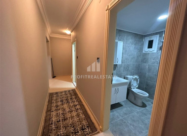 Меблированная трехкомнатная квартира с интересным дизайном, 110м², в 200м от моря в Тосмуре, Алания ID-12769 фото-11
