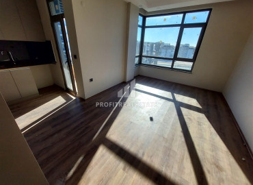 Компактная двухкомнатная квартира, 55м², в новой резиденции в 500м от центра Газипаши, Алания ID-12785 фото-1