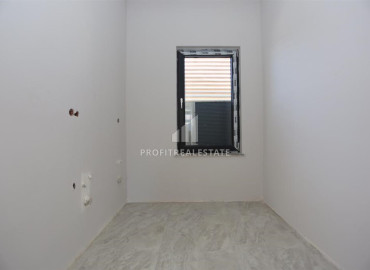 Новая двухэтажная вилла с пятью спальнями, в районе Алтынкале,  Дошемеалты, Анталья, 350 м2 ID-12812 фото-18