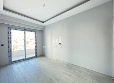Газифицированная квартира 3+1, 140м², в новой резиденции в центре района Мезитли, Мерсин ID-12848 фото-13