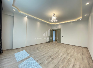 Elegant three bedroom apartment, 140m², with separate kitchen in Akdeniz area, Mezitli ID-12871 фото-8