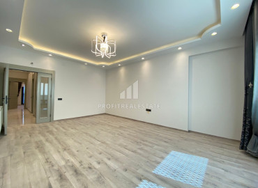 Elegant three bedroom apartment, 140m², with separate kitchen in Akdeniz area, Mezitli ID-12871 фото-9