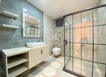 Elegant three bedroom apartment, 140m², with separate kitchen in Akdeniz area, Mezitli ID-12871 фото-13