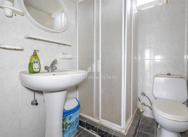 Меблированная двухкомнатная квартира, 60м², в уютном комплексе в 150м от пляжа Инжекум в Авсалларе, Алания ID-12880 фото-15