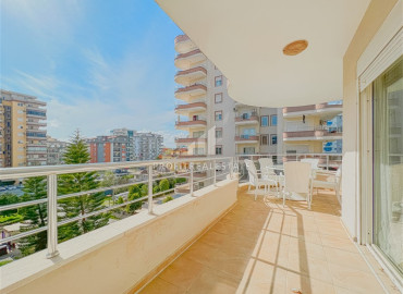 Меблированные трехкомнатные апартаменты в центре Махмутлара, Аланья, 115 м2 ID-12939 фото-9