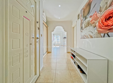 Меблированные трехкомнатные апартаменты в центре Махмутлара, Аланья, 115 м2 ID-12939 фото-14