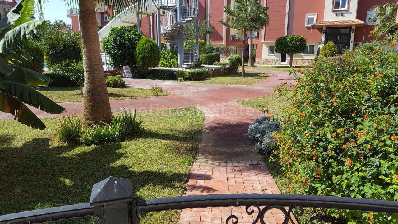 Four bedroom apartment with furniture and appliances in the Kestel area on urgent sale ID-0998 фото-2