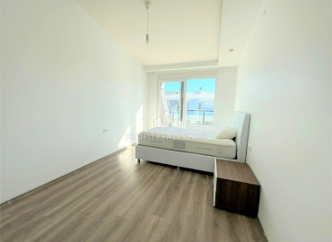 Elegant bright penthouse 200 m2, with four bedrooms, furnished and mountain views, Alanya ID-12942 фото-11