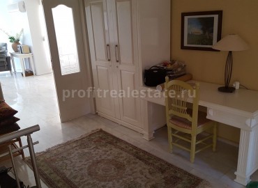 Four bedroom apartment with furniture and appliances in the Kestel area on urgent sale ID-0998 фото-14
