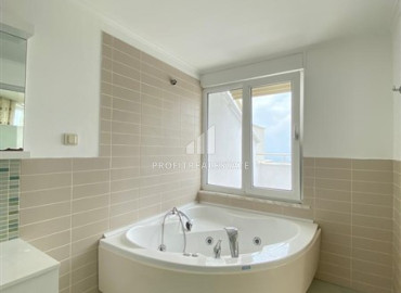 Furnished duplex, with three bedrooms, 200 meters from the sea, Konakli, Alanya, 120 m2 ID-9846 фото-8
