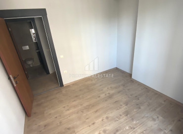 Новая квартира с тремя спальнями, 120м², в комплексе с инфраструктурой в Мезитли, Мерсин ID-13000 фото-16