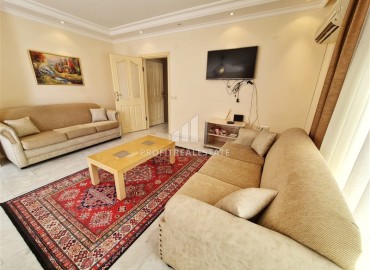 Furnished penthouse 4 + 1, 175m², in the center of Oba, 350m from the sea, Alanya ID-13052 фото-3