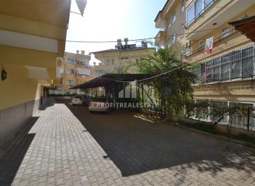 Three bedroom apartment 155 m2, with a separate kitchen, unfurnished, 300 meters from the beach, in the center of Alanya ID-13096 фото-20