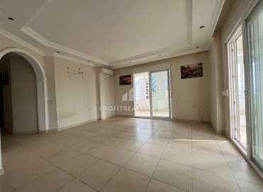 Трёхкомнатная квартира без мебели, 120 м2, с отдельной кухней, в 500 метрах от моря, в центре Махмутлара, Аланья ID-13097 фото-8
