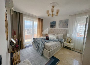 Трехкомнатная квартира 110 м2, с великолепным видом на море, с застекленным балконом, в 400 метрах от пляжа, Тосмур, Аланья ID-11356 фото-2