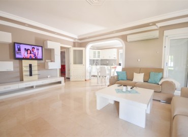 Furnished private villa 5 + 1, 200m², with own facilities in Alanya Mahmutlar ID-13140 фото-5