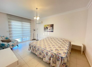 Duplex, equipped with furniture and appliances, in a residence with two swimming pools, Oba, Alanya, 140 m2 ID-9139 фото-8