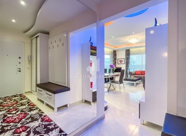 Elegant furnished two-bedroom apartment, 119m², in a luxury residence in Mahmutlar, Alanya ID-13160 фото-11
